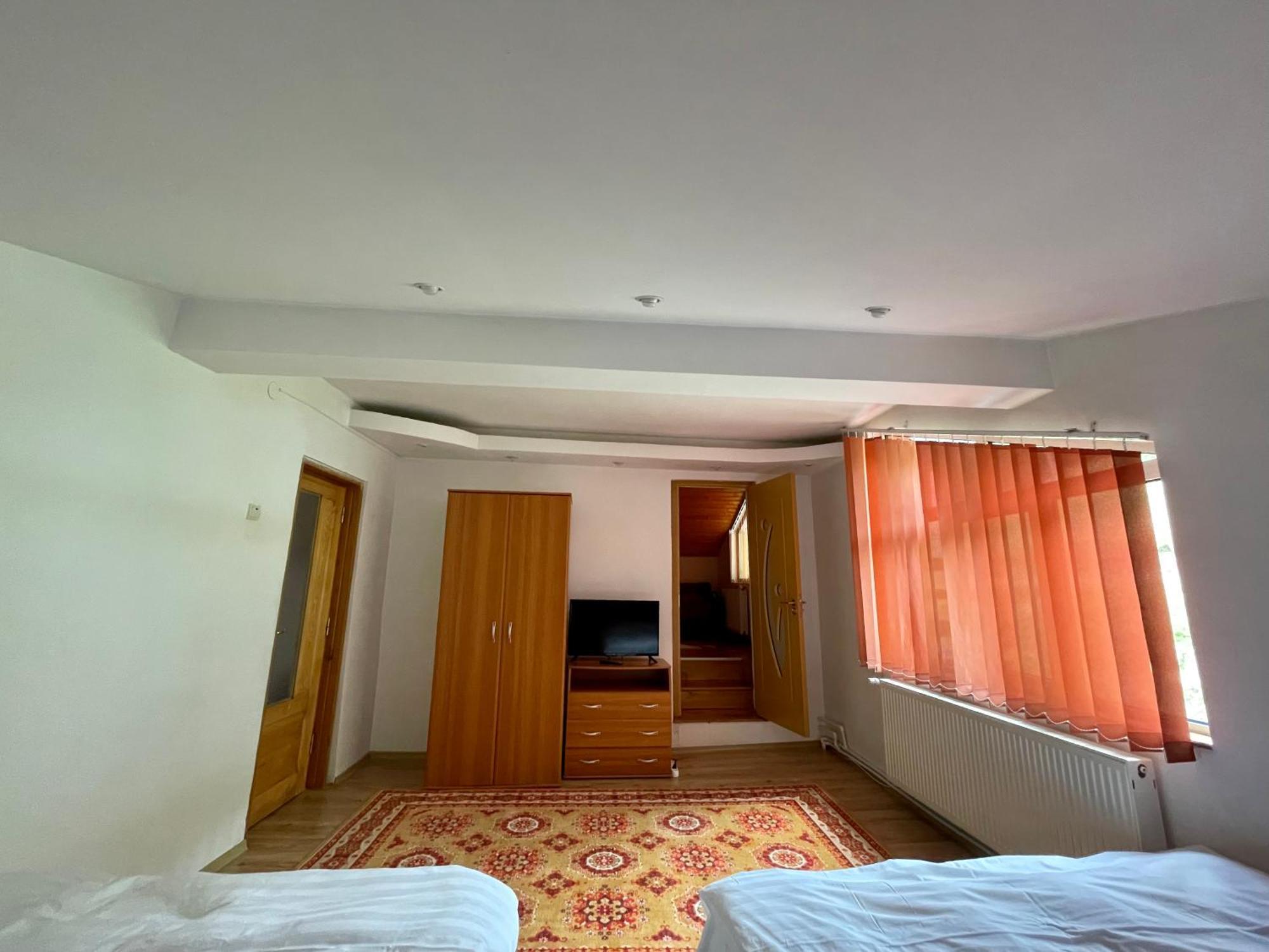 Casa De Vacanta Trei Brazi Rânca Kültér fotó